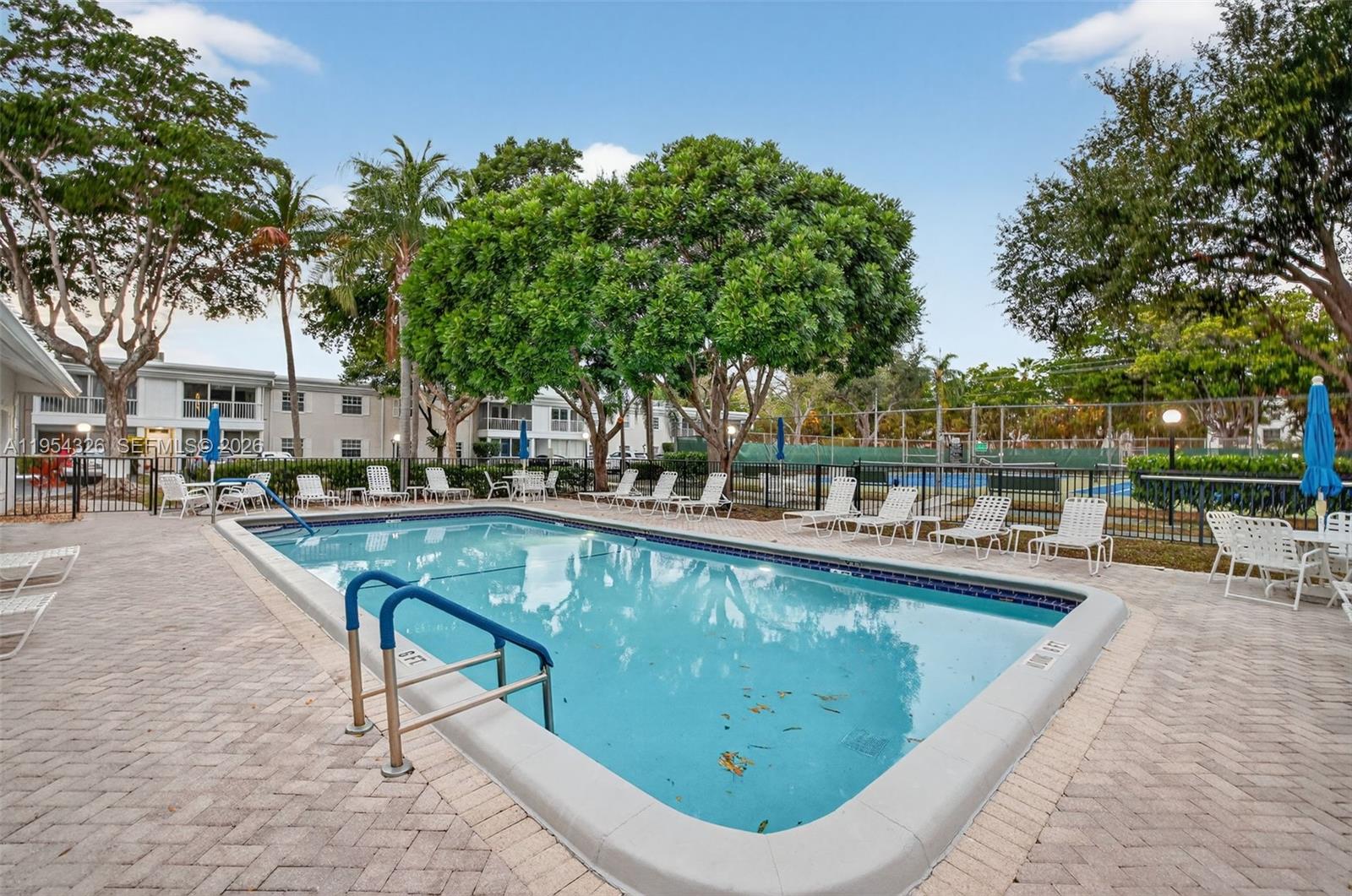 6471 Bay Club Dr #3, Fort Lauderdale FL 33308