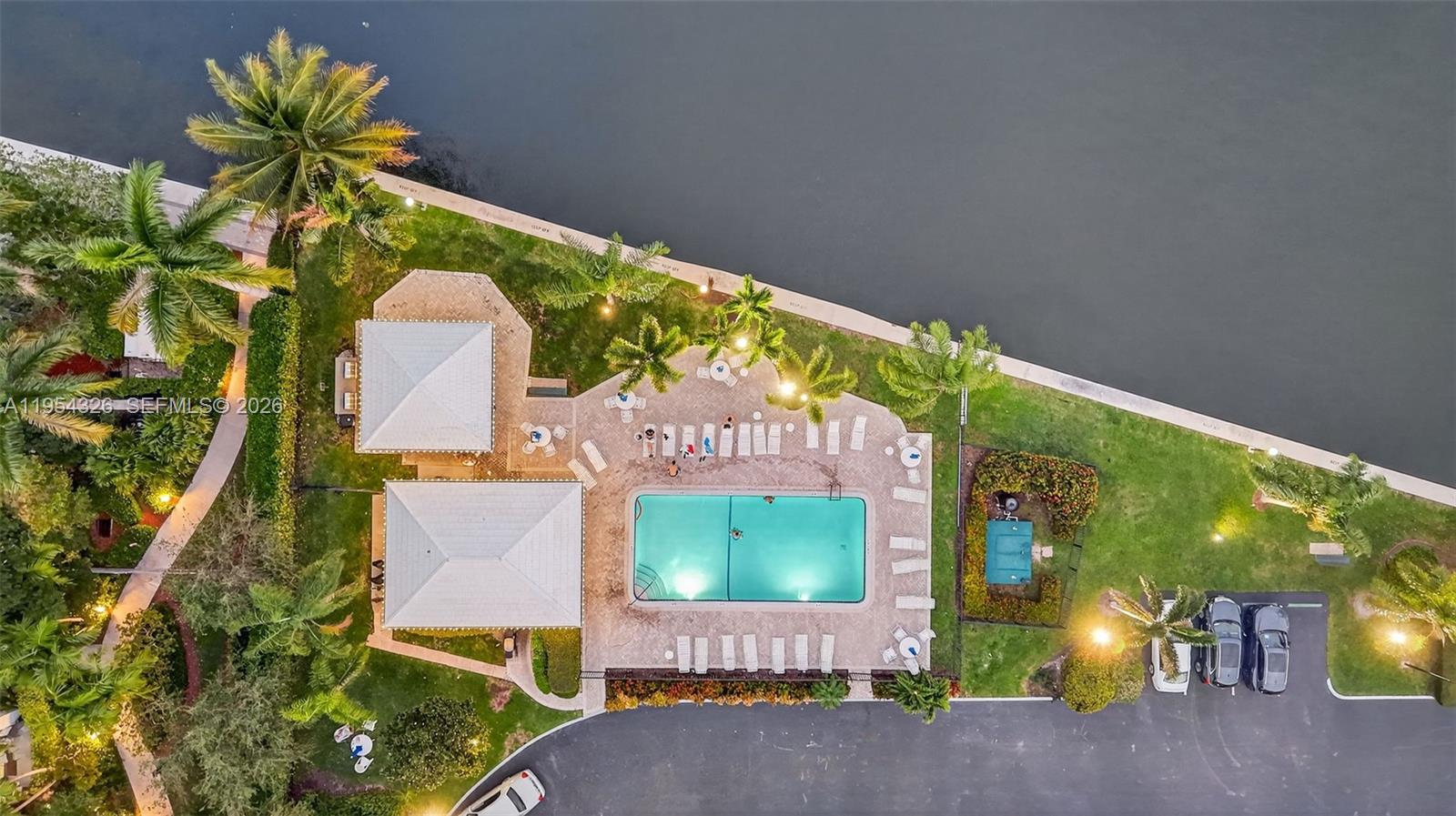 6471 Bay Club Dr #3, Fort Lauderdale FL 33308