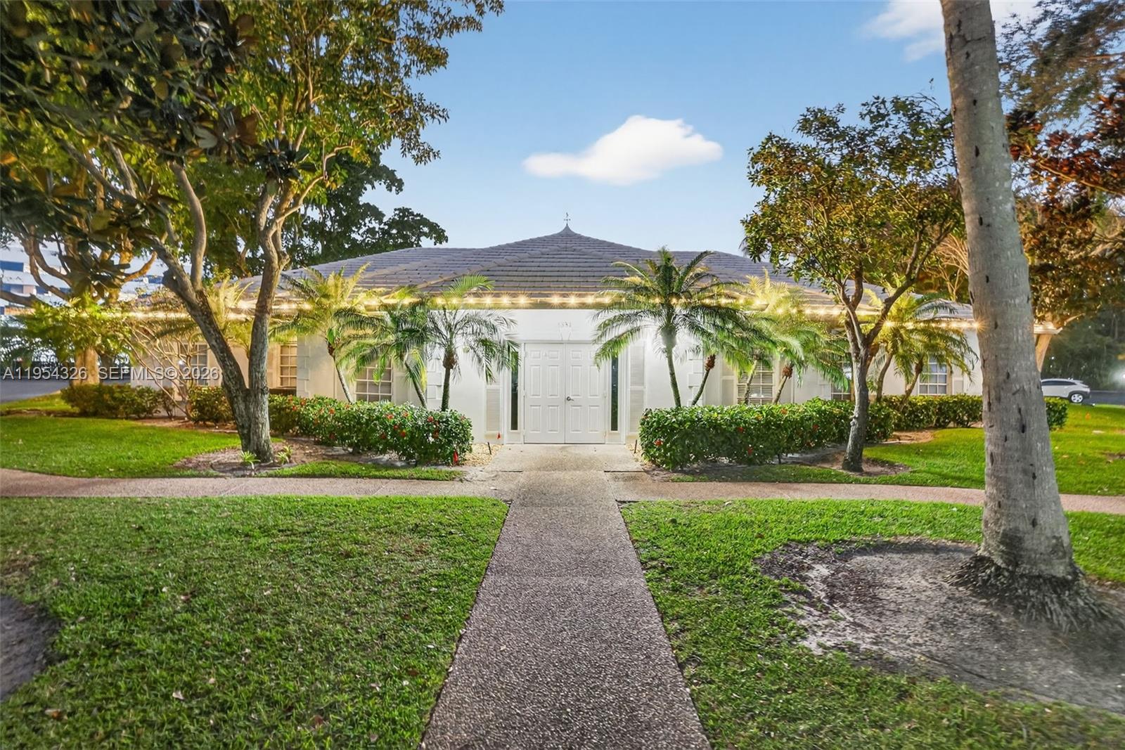 6471 Bay Club Dr #3, Fort Lauderdale FL 33308