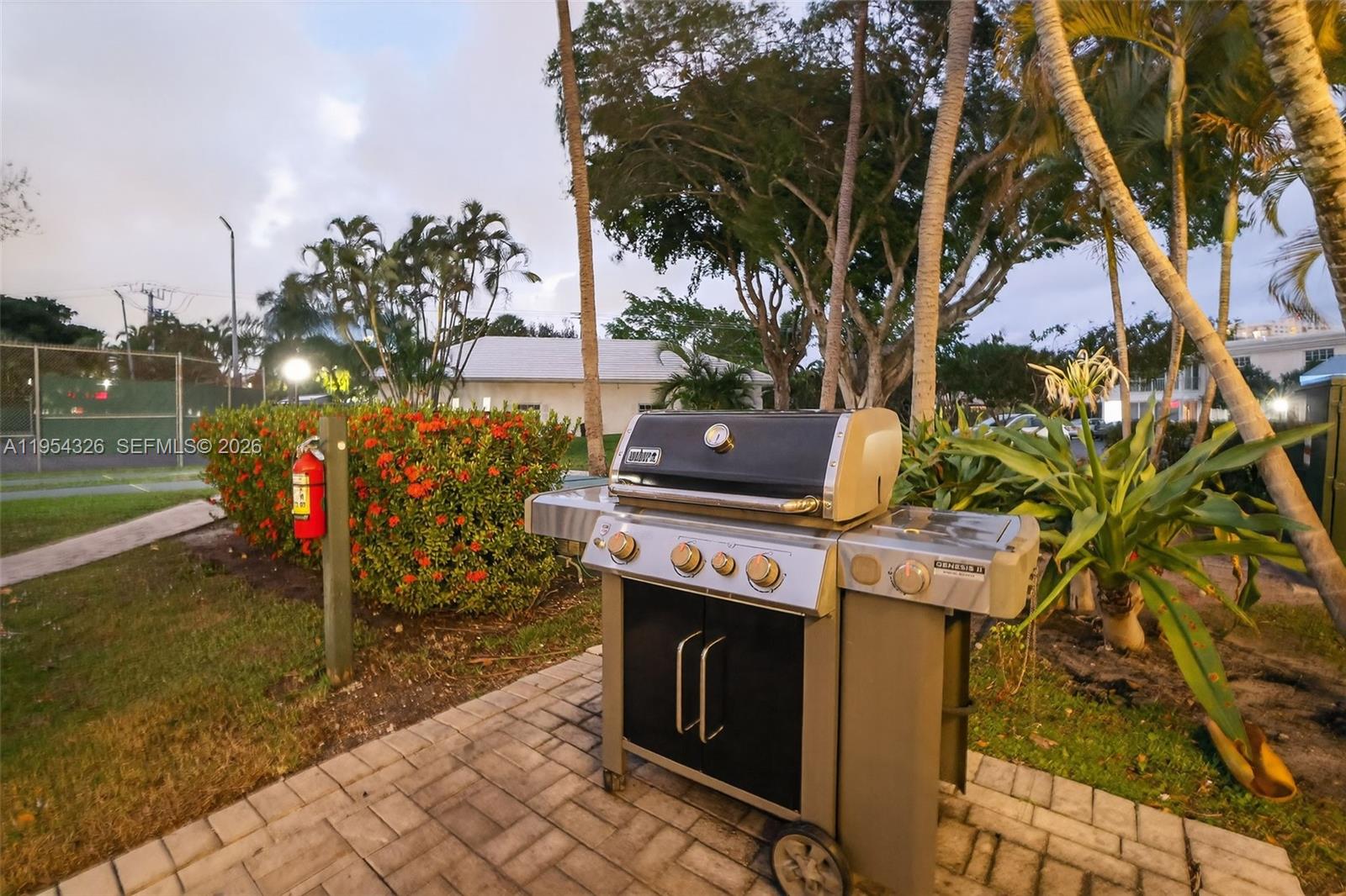 6471 Bay Club Dr #3, Fort Lauderdale FL 33308