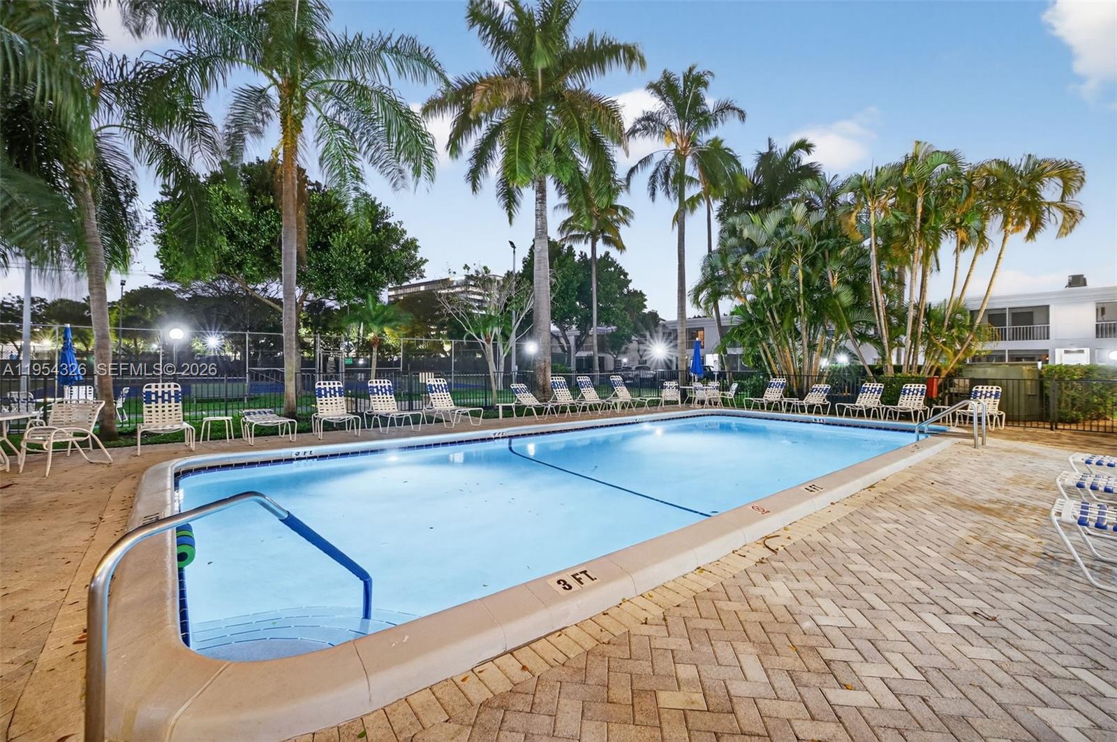 6471 Bay Club Dr #3, Fort Lauderdale FL 33308