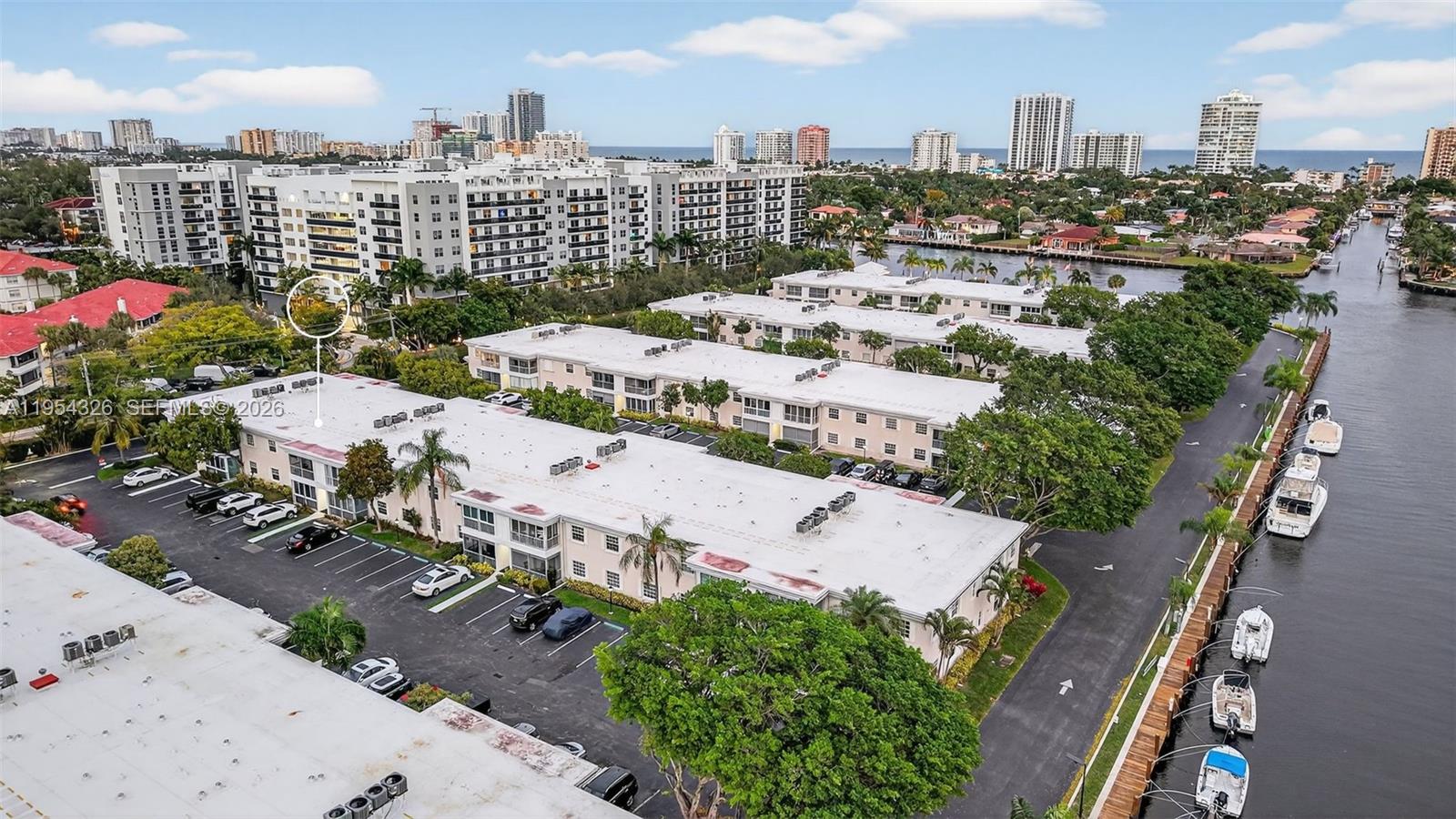 6471 Bay Club Dr #3, Fort Lauderdale FL 33308