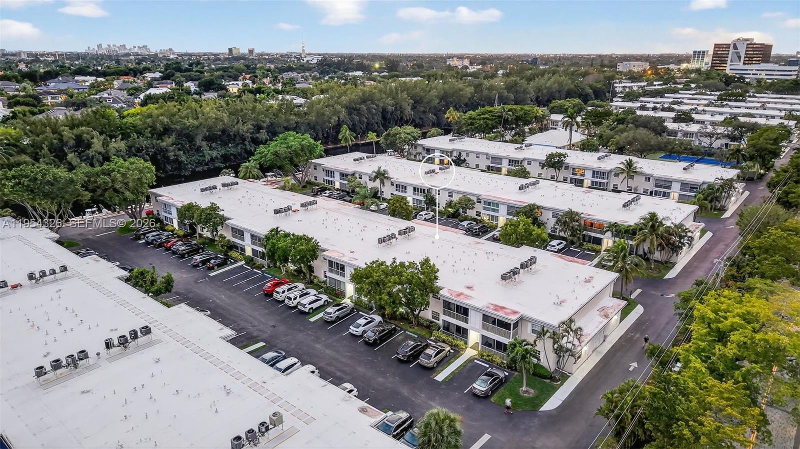 6471 Bay Club Dr #3, Fort Lauderdale FL 33308