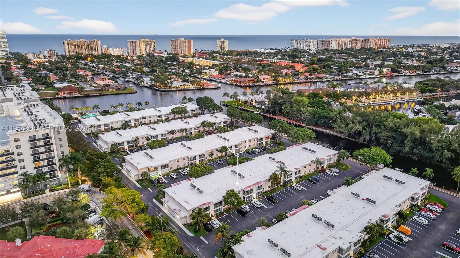 6471 Bay Club Dr #3, Fort Lauderdale FL 33308