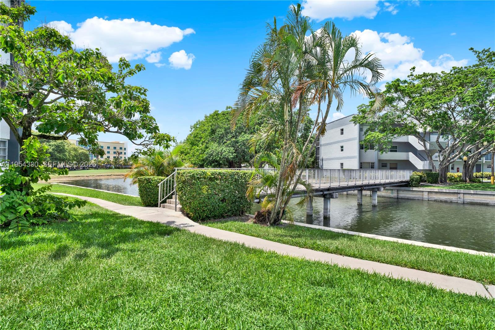 8320 Sands Point Blvd #M107, Tamarac FL 33321