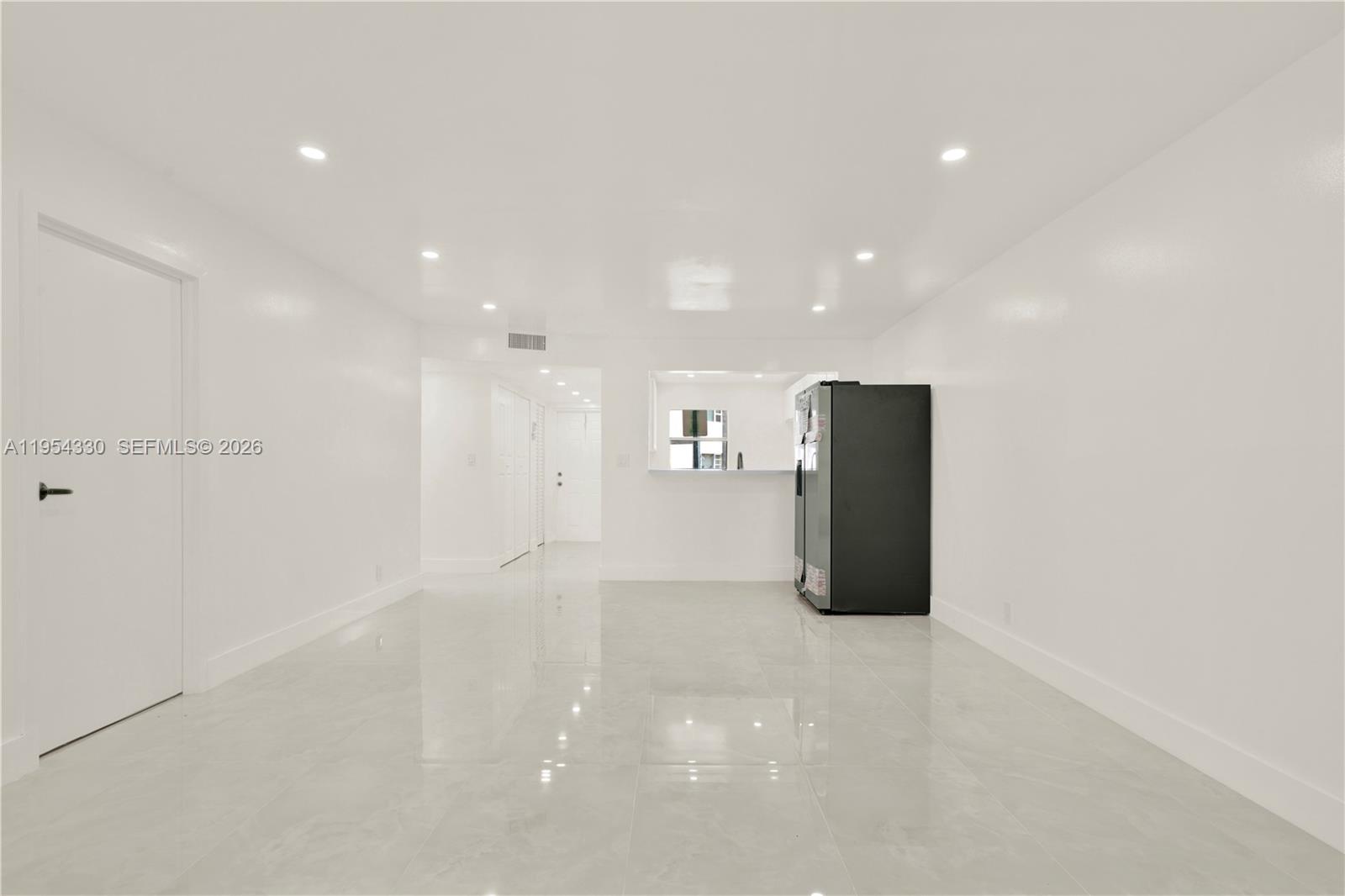 8320 Sands Point Blvd #M107, Tamarac FL 33321