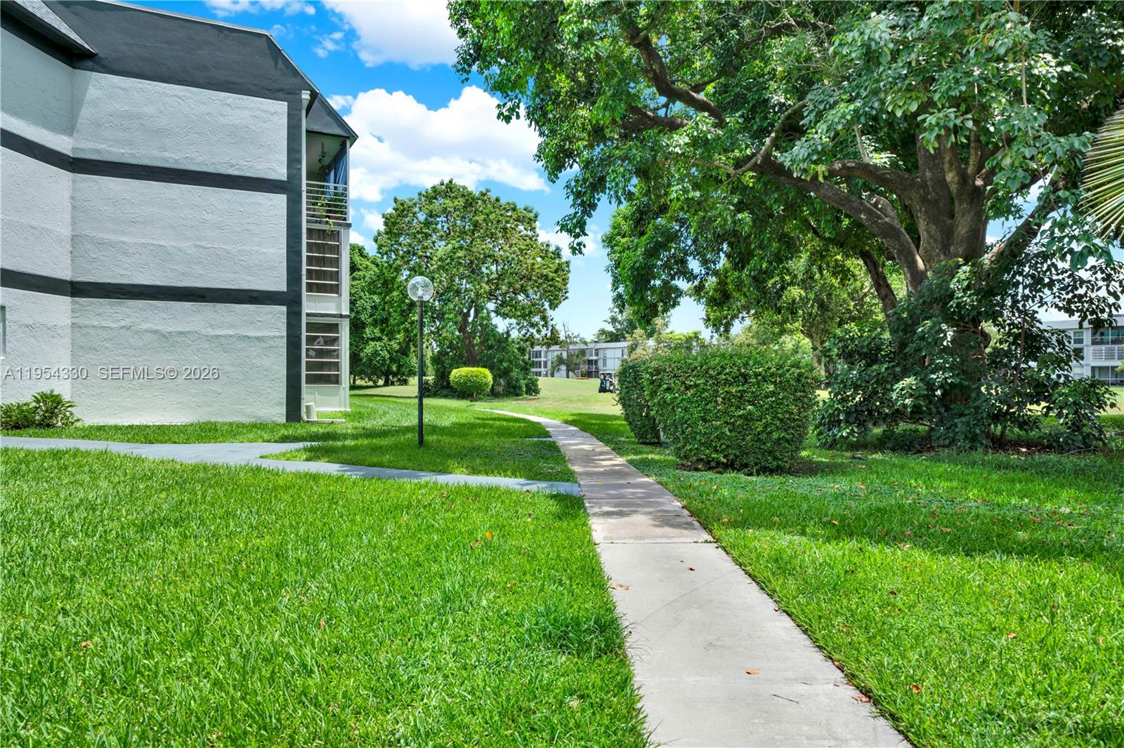 8320 Sands Point Blvd #M107, Tamarac FL 33321