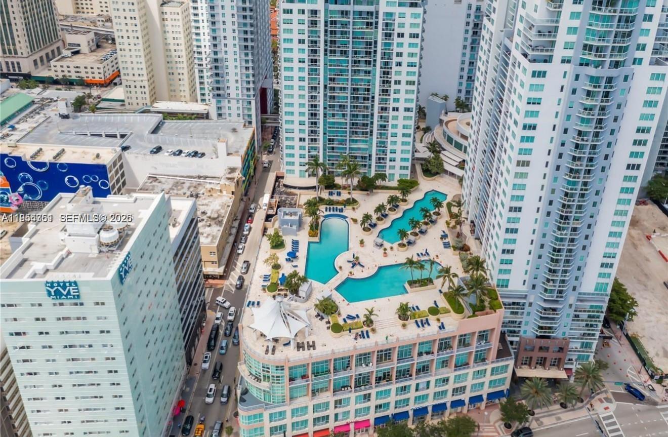 253 NE 2nd St #4304, Miami FL 33132