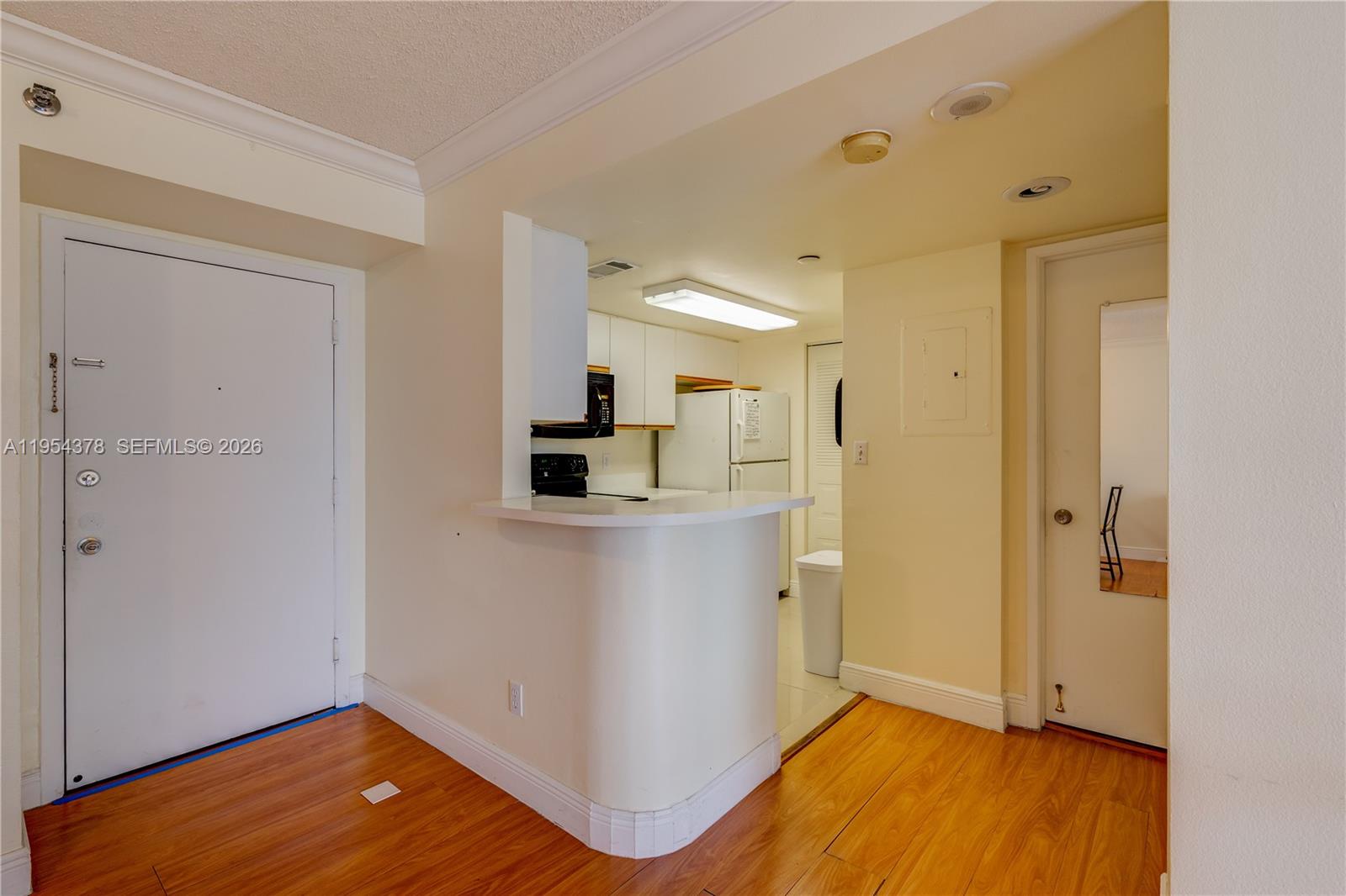 770 CLAUGHTON ISLAND DR #811, Miami FL 33131