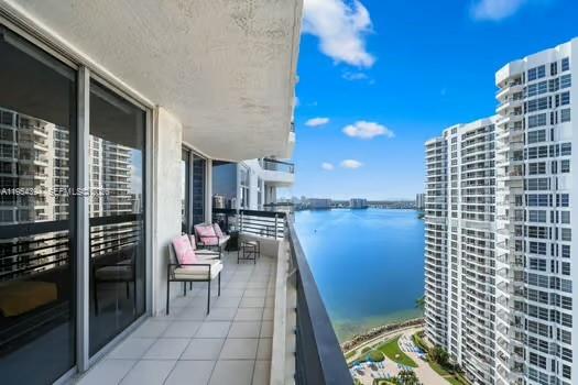 19195 NE 36th Ct #2302, Aventura FL 33180
