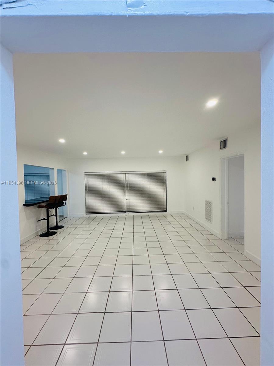 50 Park Dr #3, Bal Harbour FL 33154