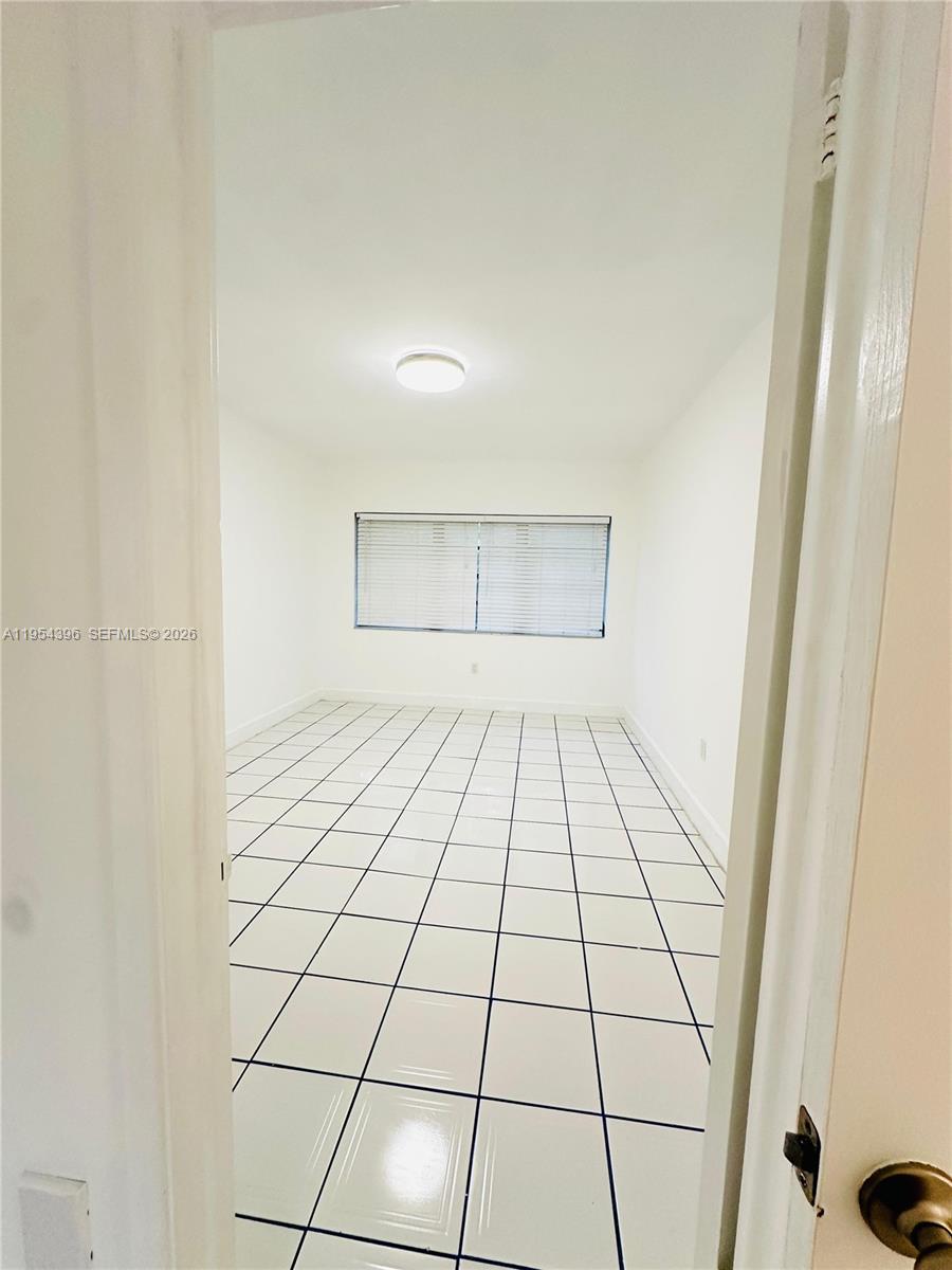 50 Park Dr #3, Bal Harbour FL 33154