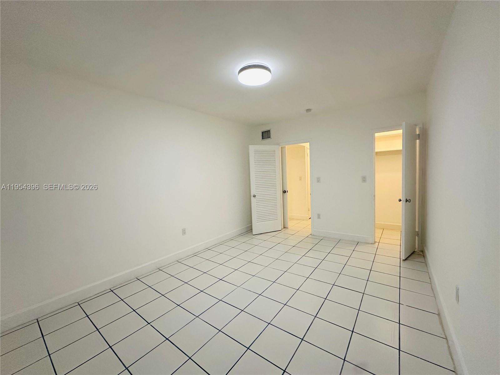 50 Park Dr #3, Bal Harbour FL 33154