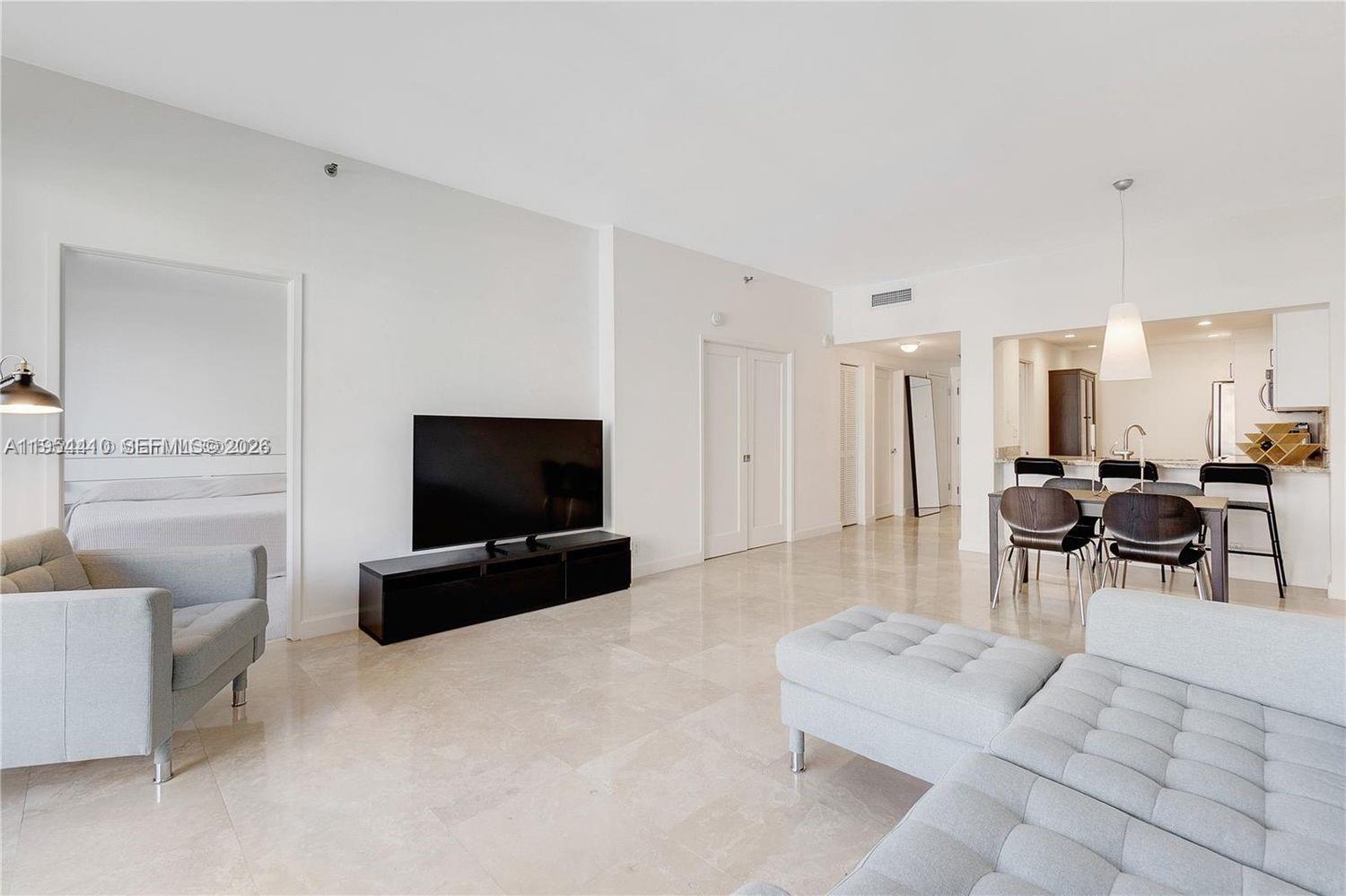 201 Crandon Blvd #432, Key Biscayne FL 33149