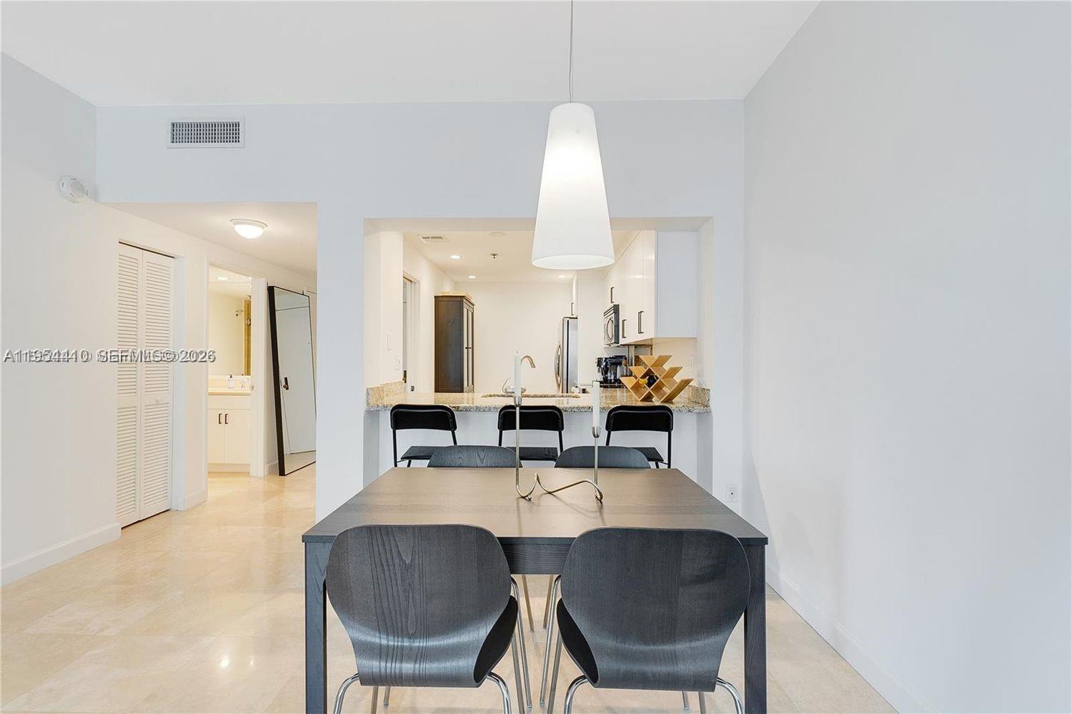 201 Crandon Blvd #432, Key Biscayne FL 33149