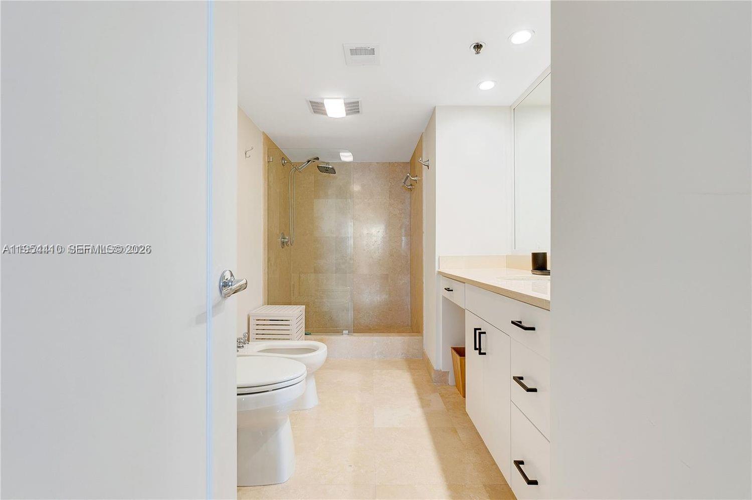 201 Crandon Blvd #432, Key Biscayne FL 33149