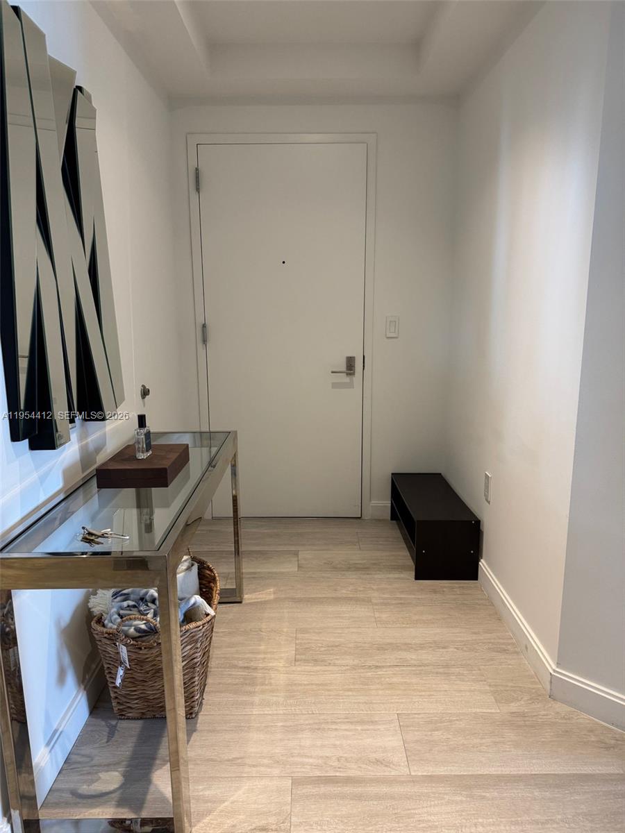 45 SW 9th St #3910, Miami FL 33130