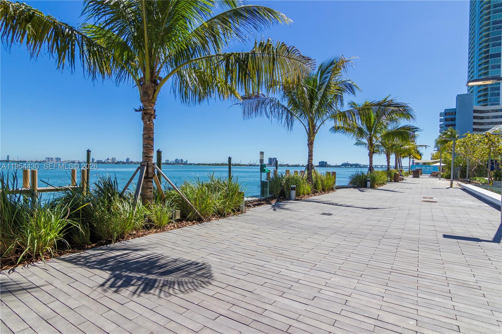 3131 NE 7th Ave #UPH5303, Miami FL 33137