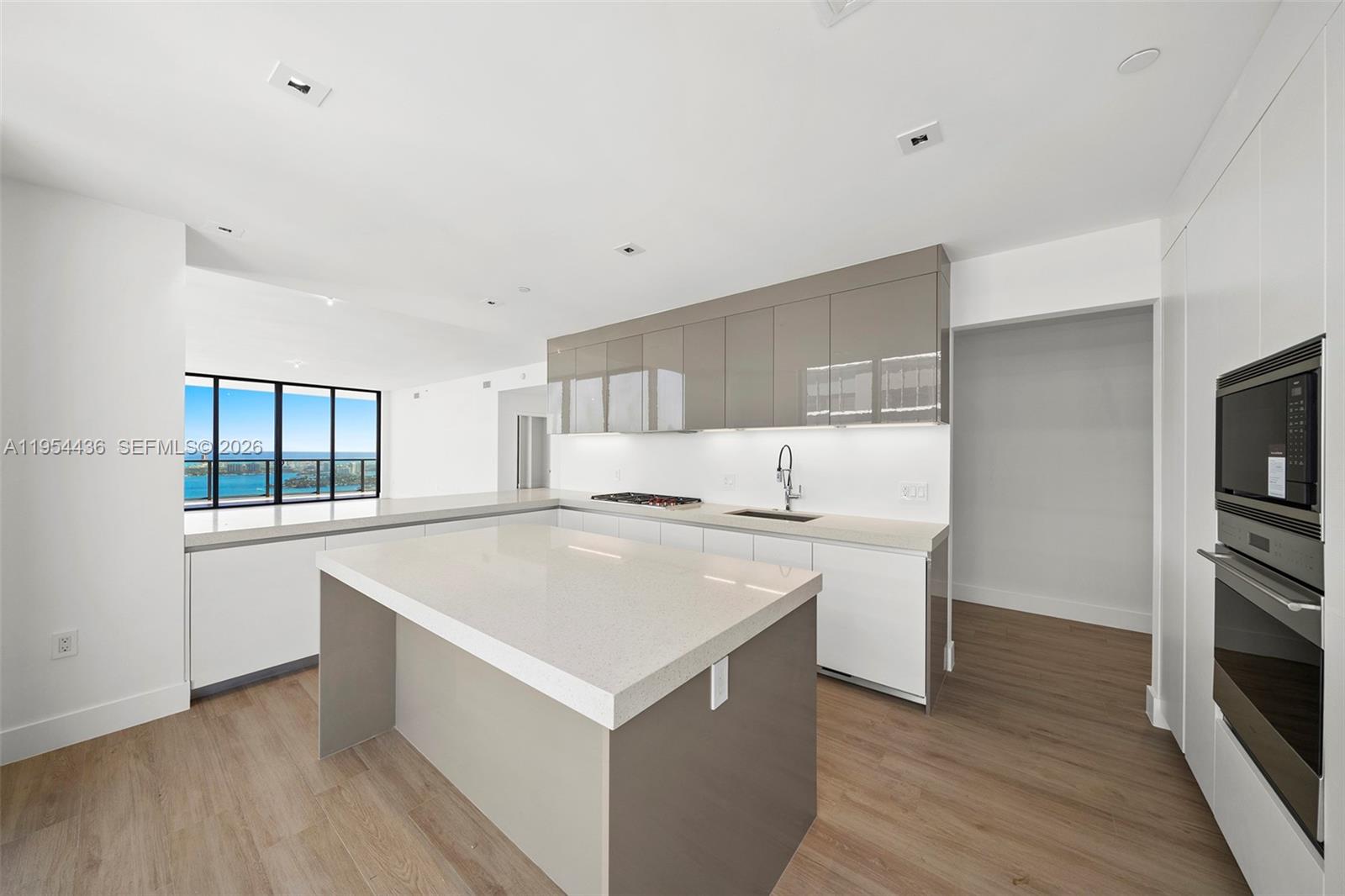 788 NE 23rd St #5502, Miami FL 33137