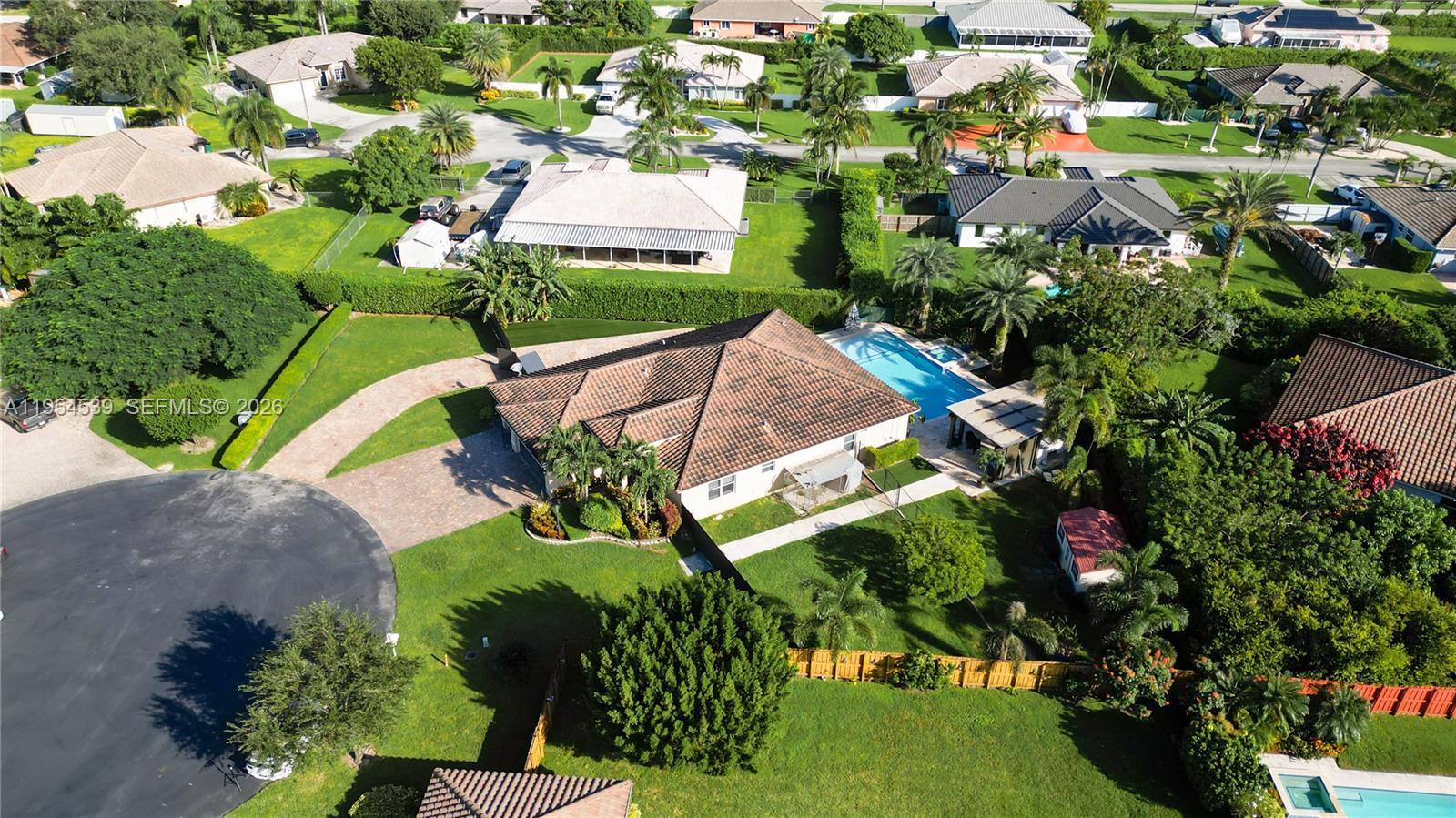 2133 NW 14th Pl, Homestead FL 33030