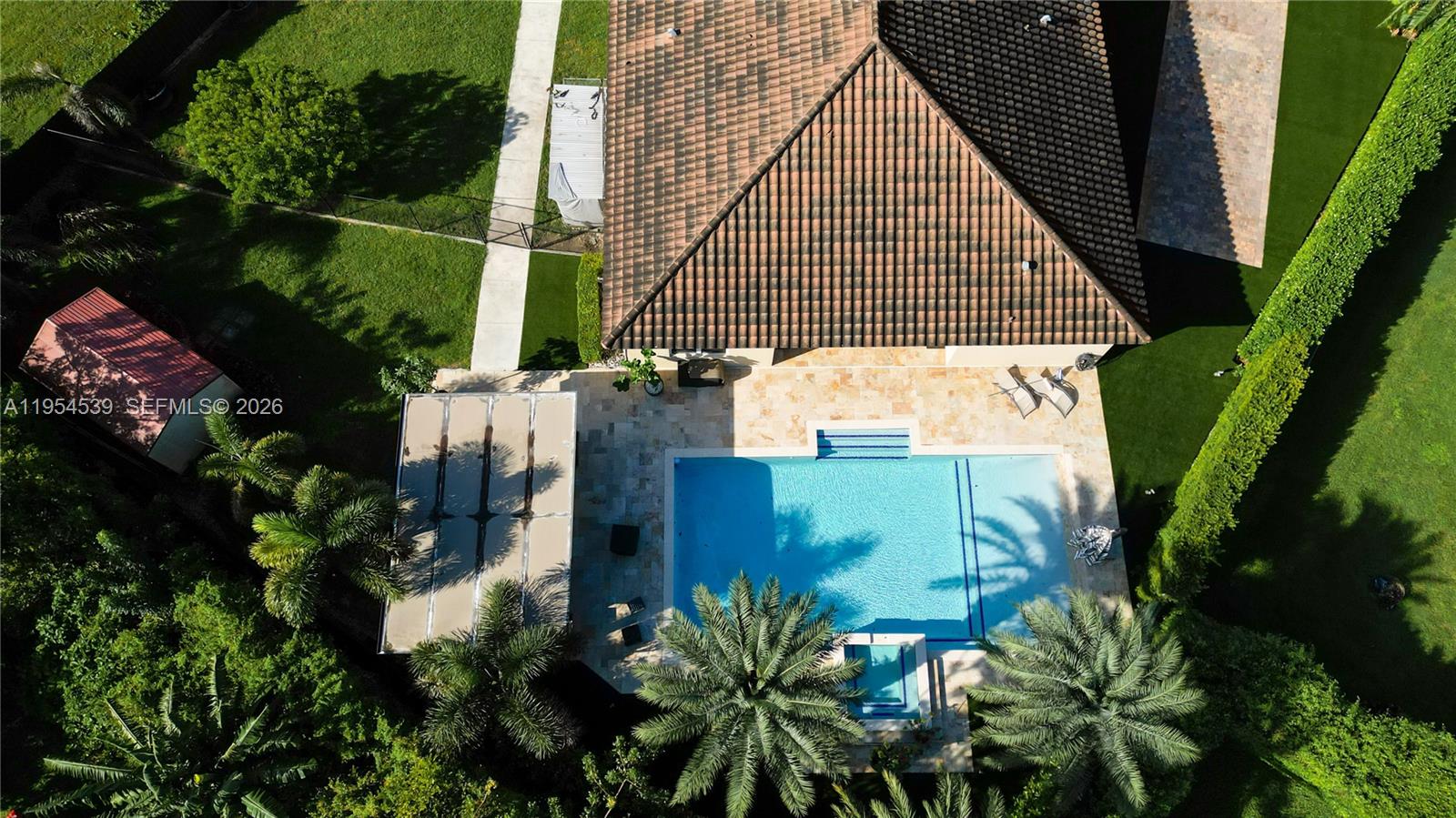 2133 NW 14th Pl, Homestead FL 33030