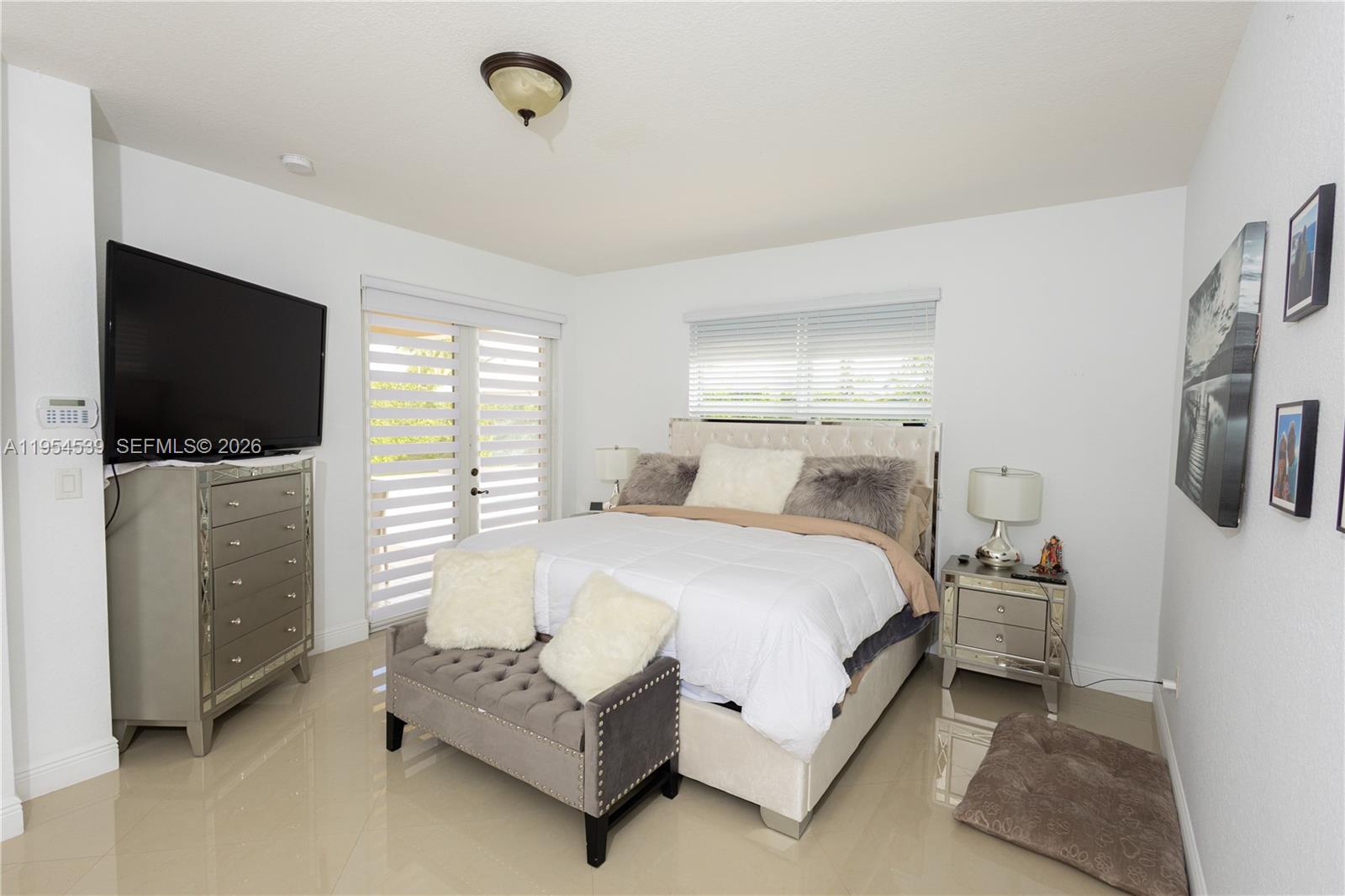 2133 NW 14th Pl, Homestead FL 33030
