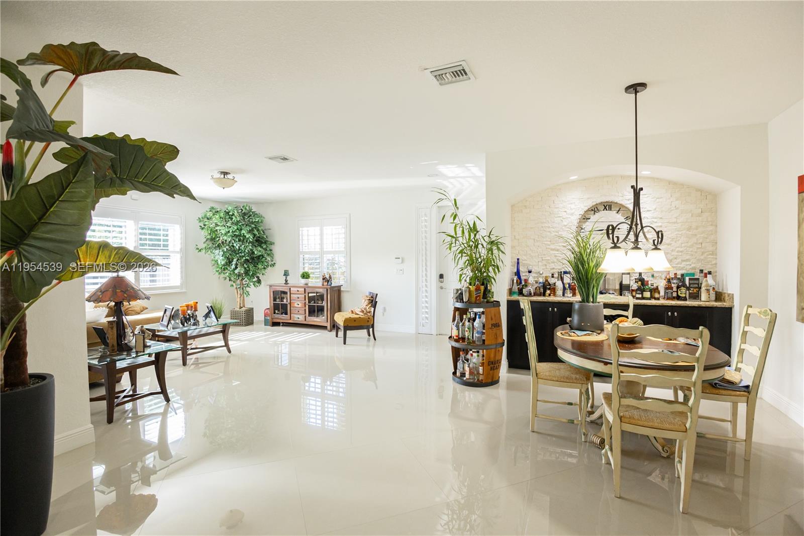 2133 NW 14th Pl, Homestead FL 33030