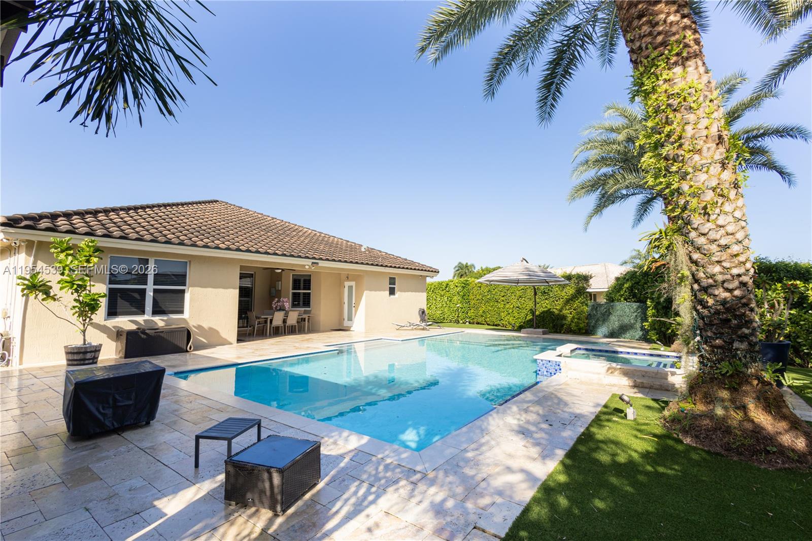 2133 NW 14th Pl, Homestead FL 33030