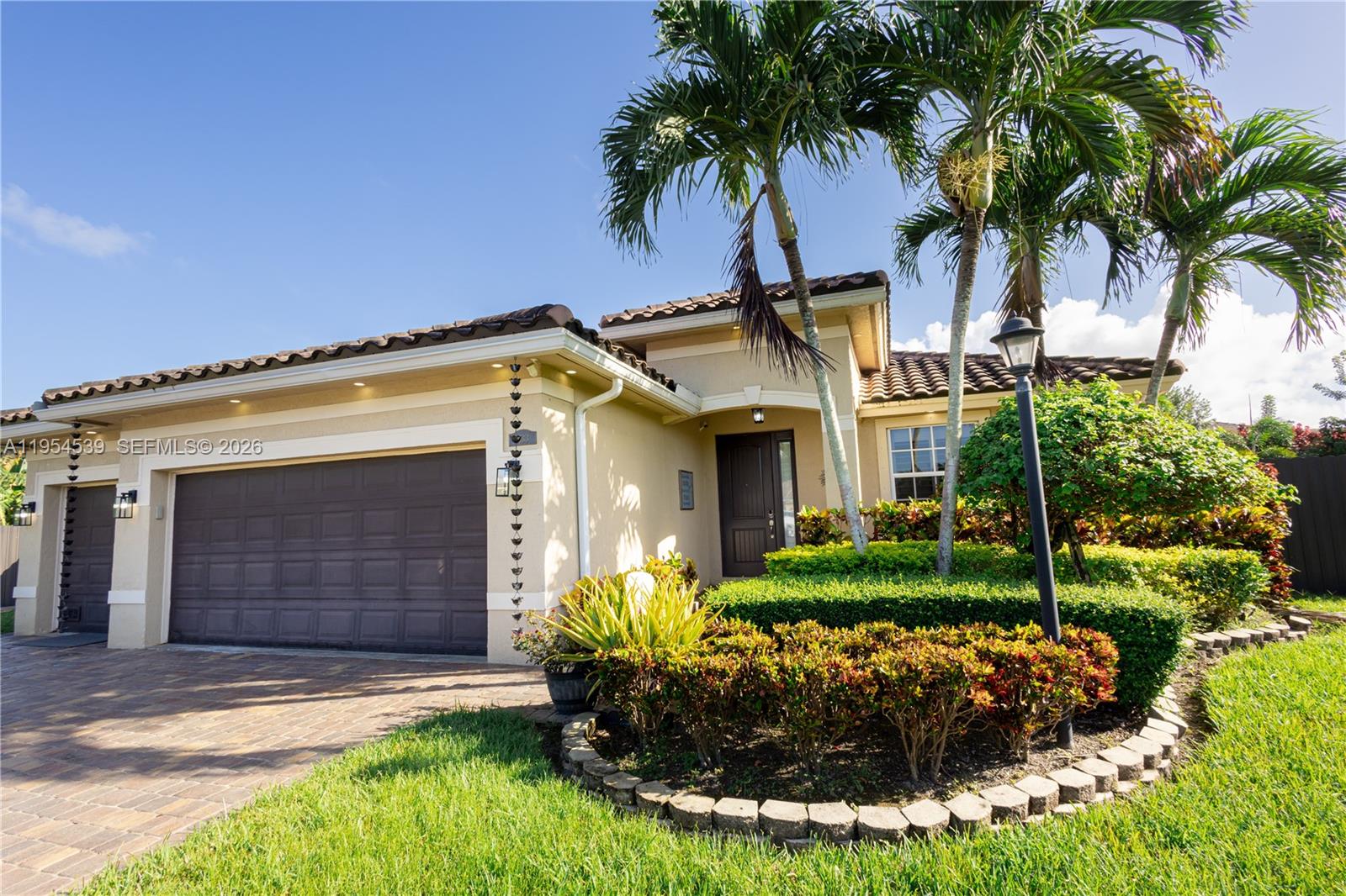 2133 NW 14th Pl, Homestead FL 33030