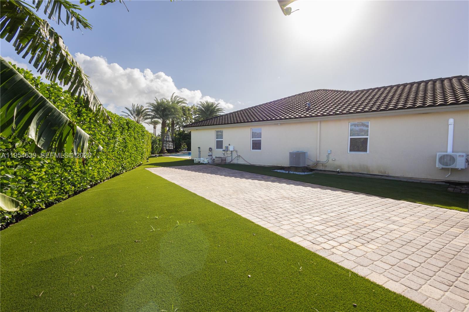 2133 NW 14th Pl, Homestead FL 33030