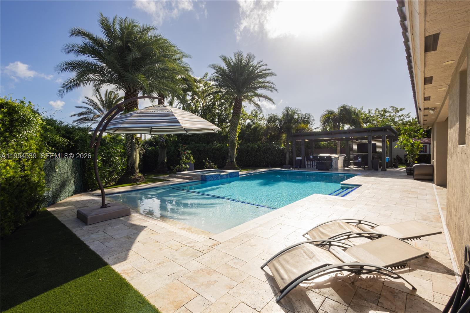 2133 NW 14th Pl, Homestead FL 33030