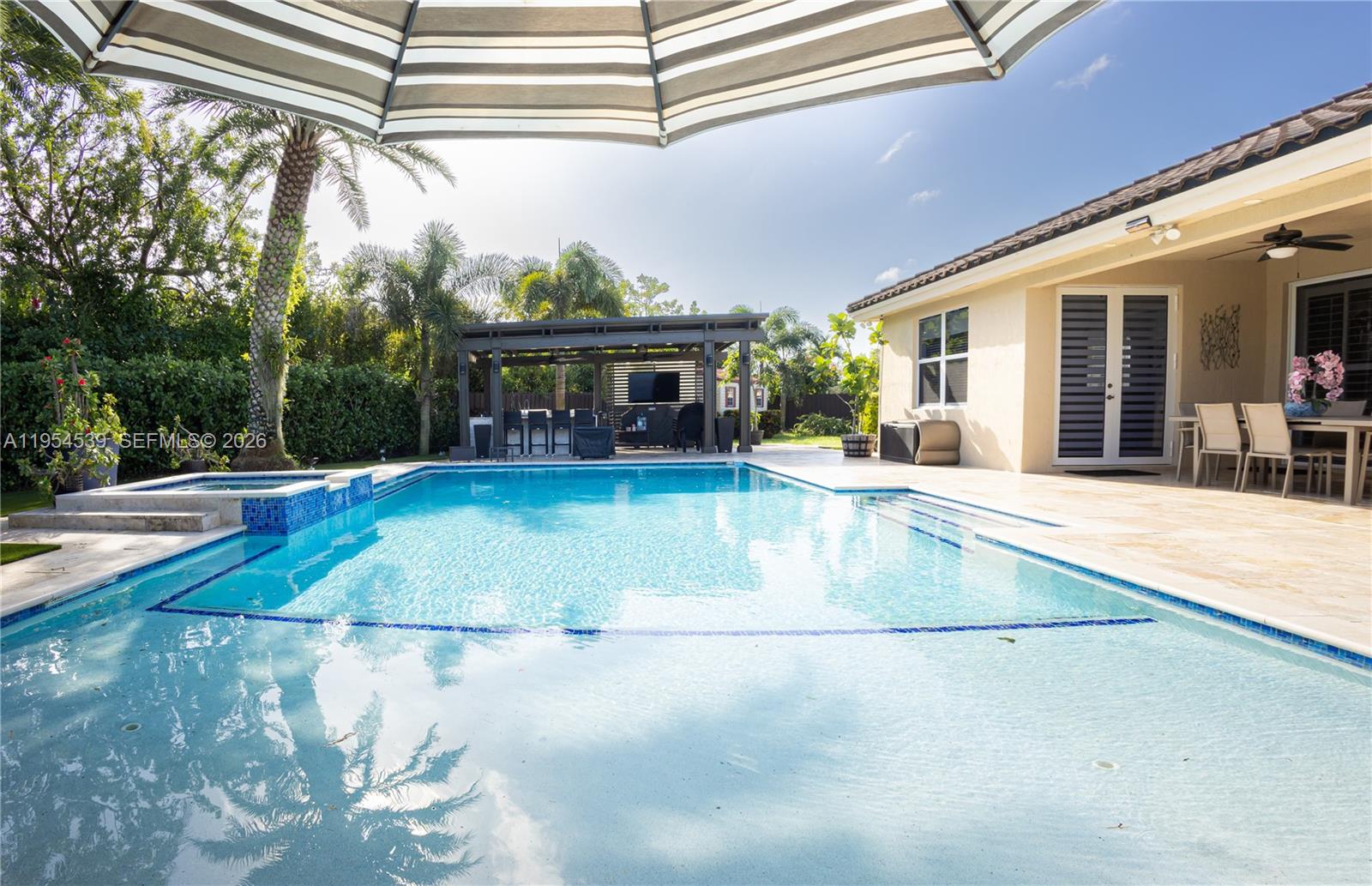 2133 NW 14th Pl, Homestead FL 33030
