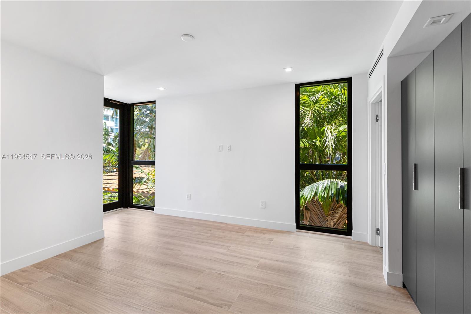 1930 Bay Dr Second Level Un #1, Miami Beach FL 33141