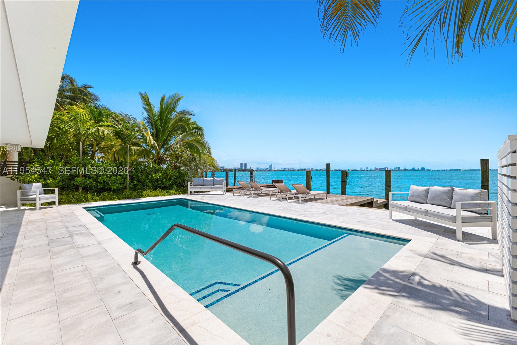 1930 Bay Dr Second Level Un #1, Miami Beach FL 33141