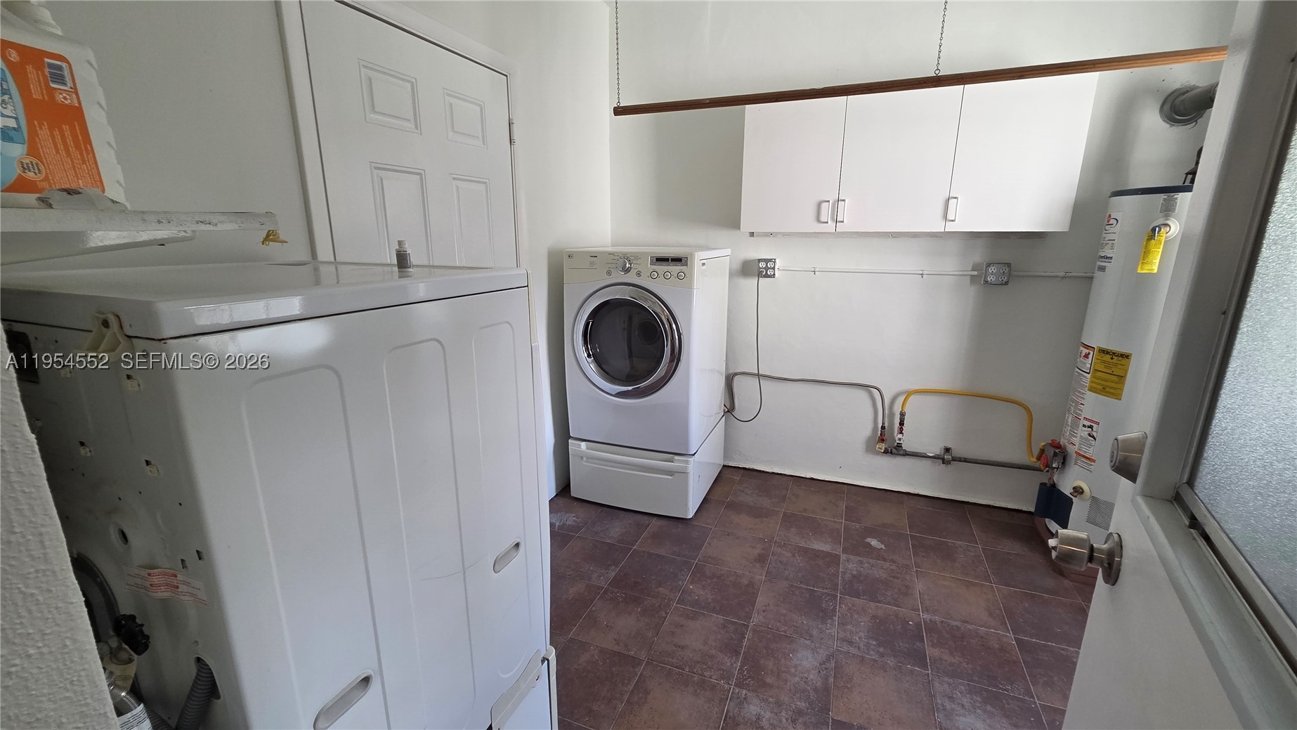 1245 Coral Ln, Hollywood FL 33019