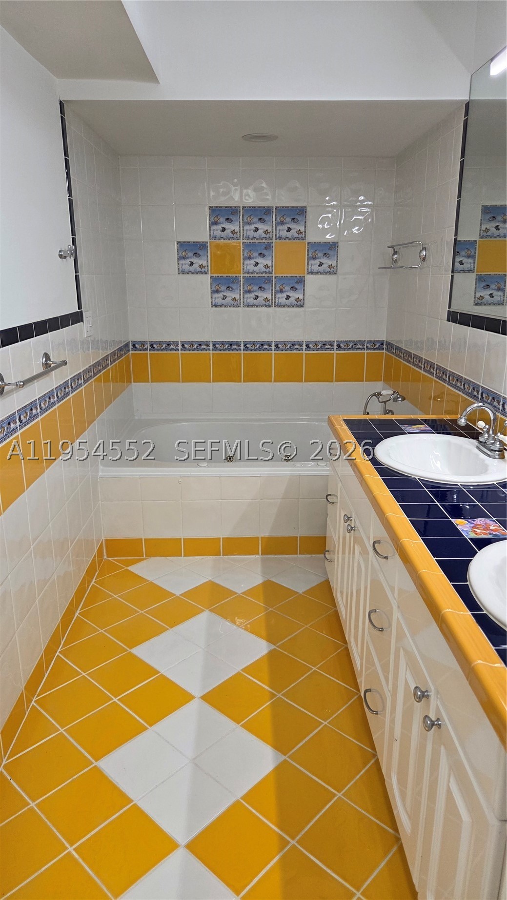 1245 Coral Ln, Hollywood FL 33019