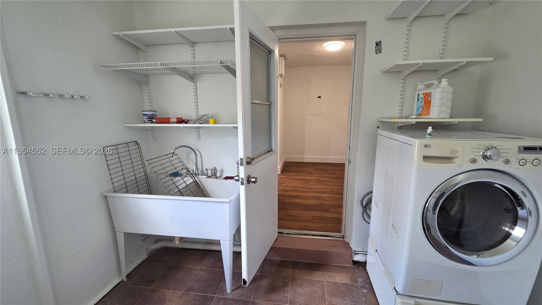 1245 Coral Ln, Hollywood FL 33019