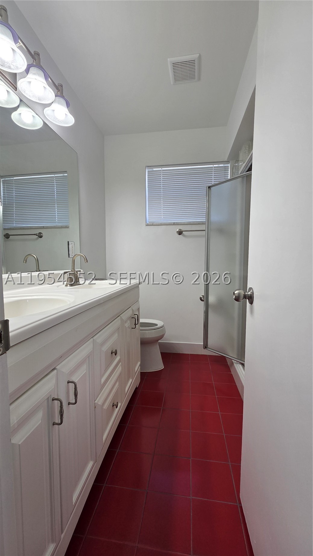 1245 Coral Ln, Hollywood FL 33019