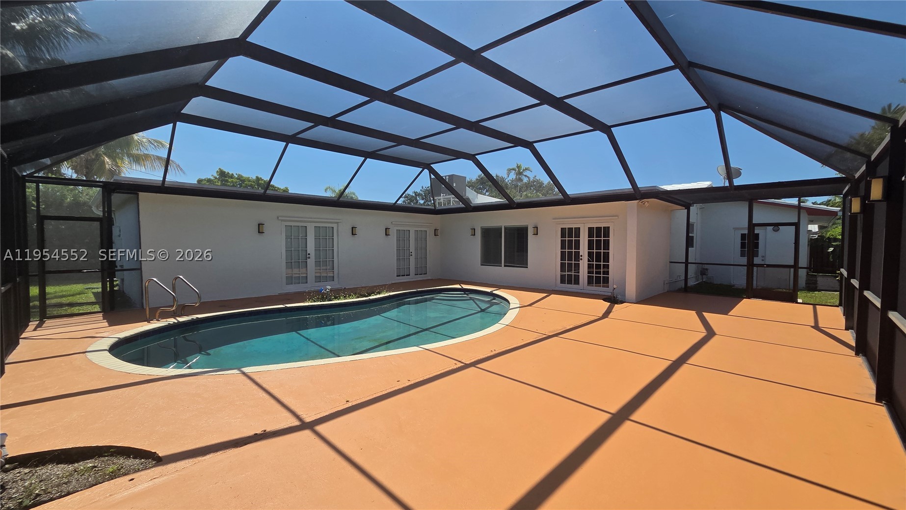 1245 Coral Ln, Hollywood FL 33019