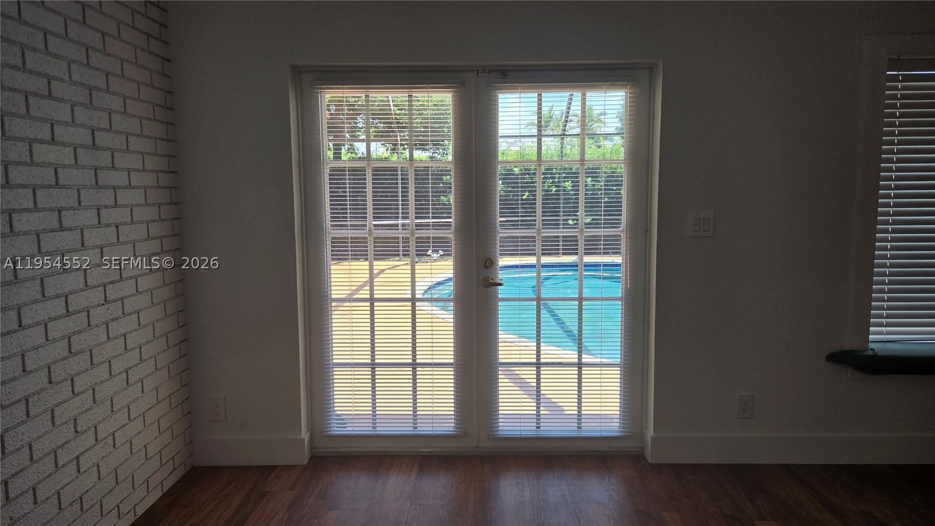 1245 Coral Ln, Hollywood FL 33019