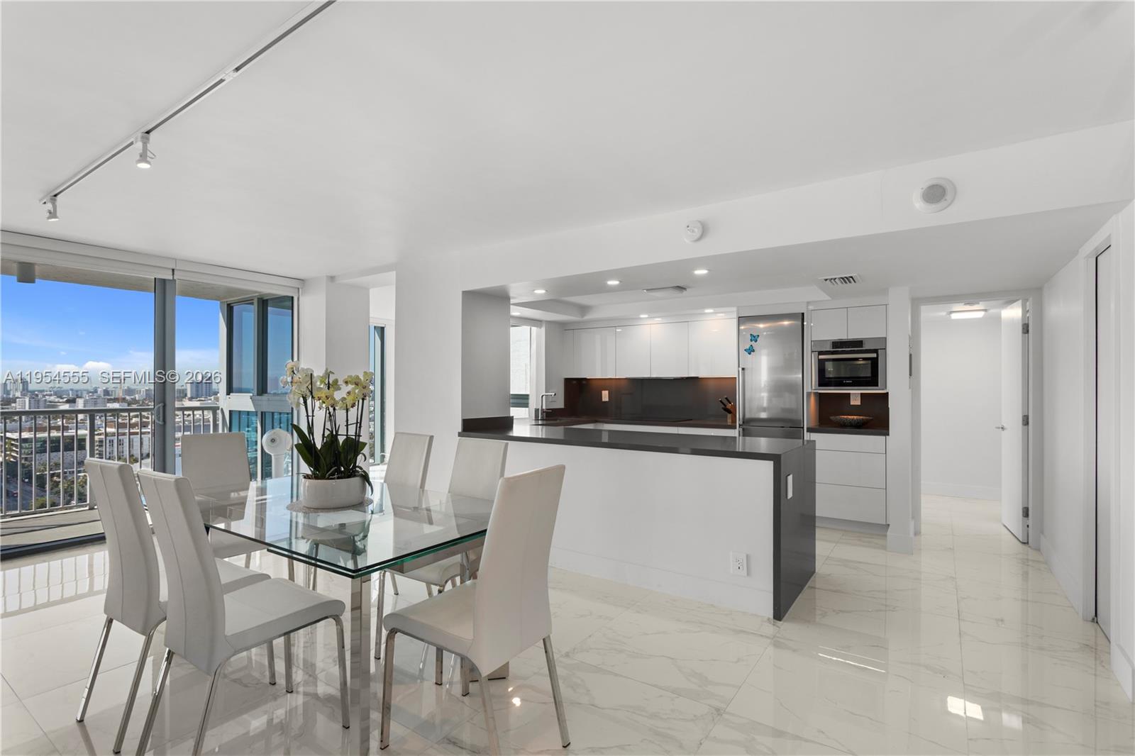 2655 Collins Ave #PH06/08, Miami Beach FL 33140