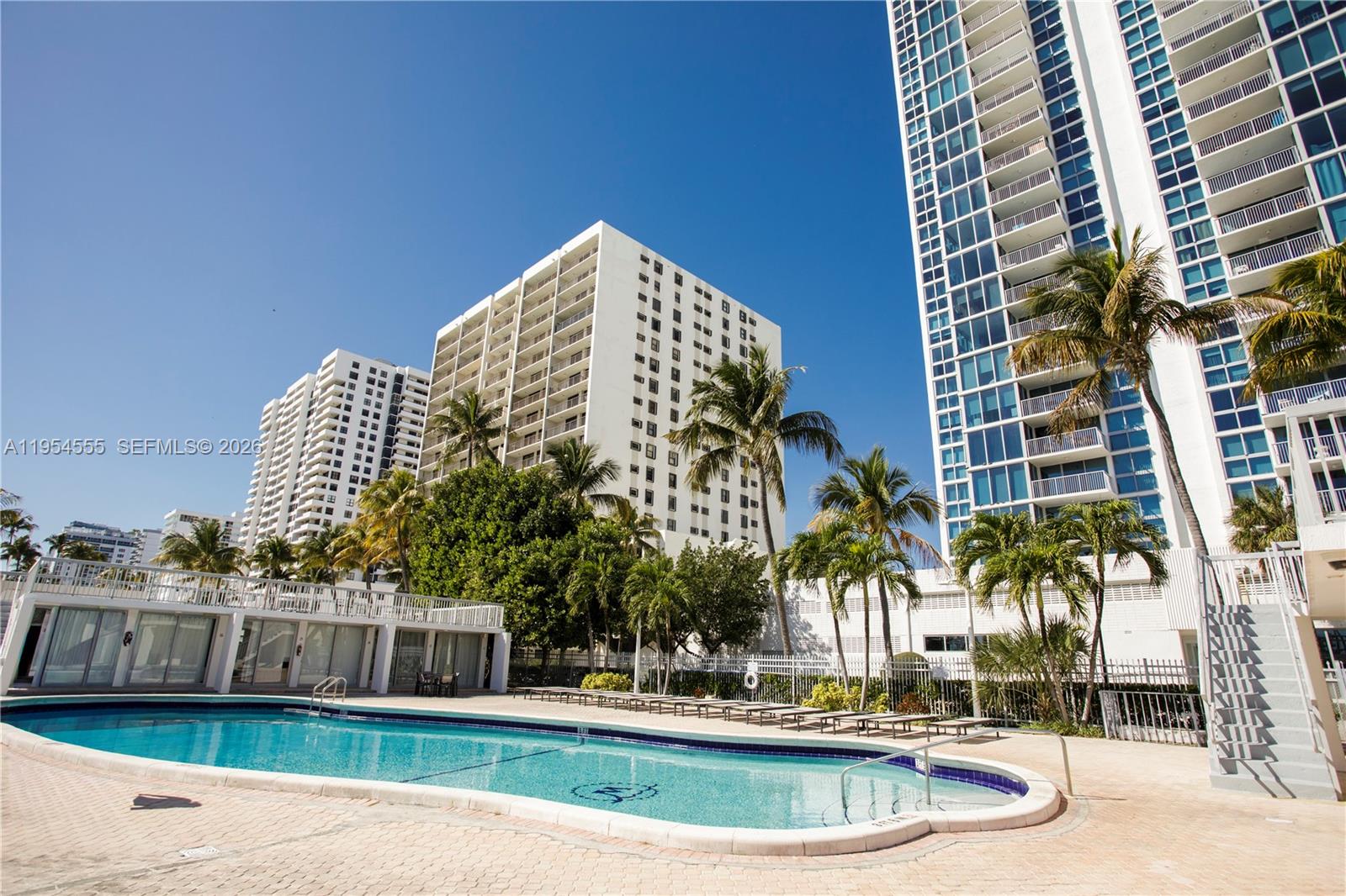 2655 Collins Ave #PH06/08, Miami Beach FL 33140