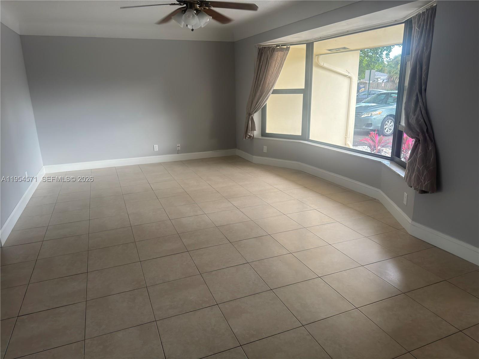 1109 SE 10th St, Deerfield Beach FL 33441