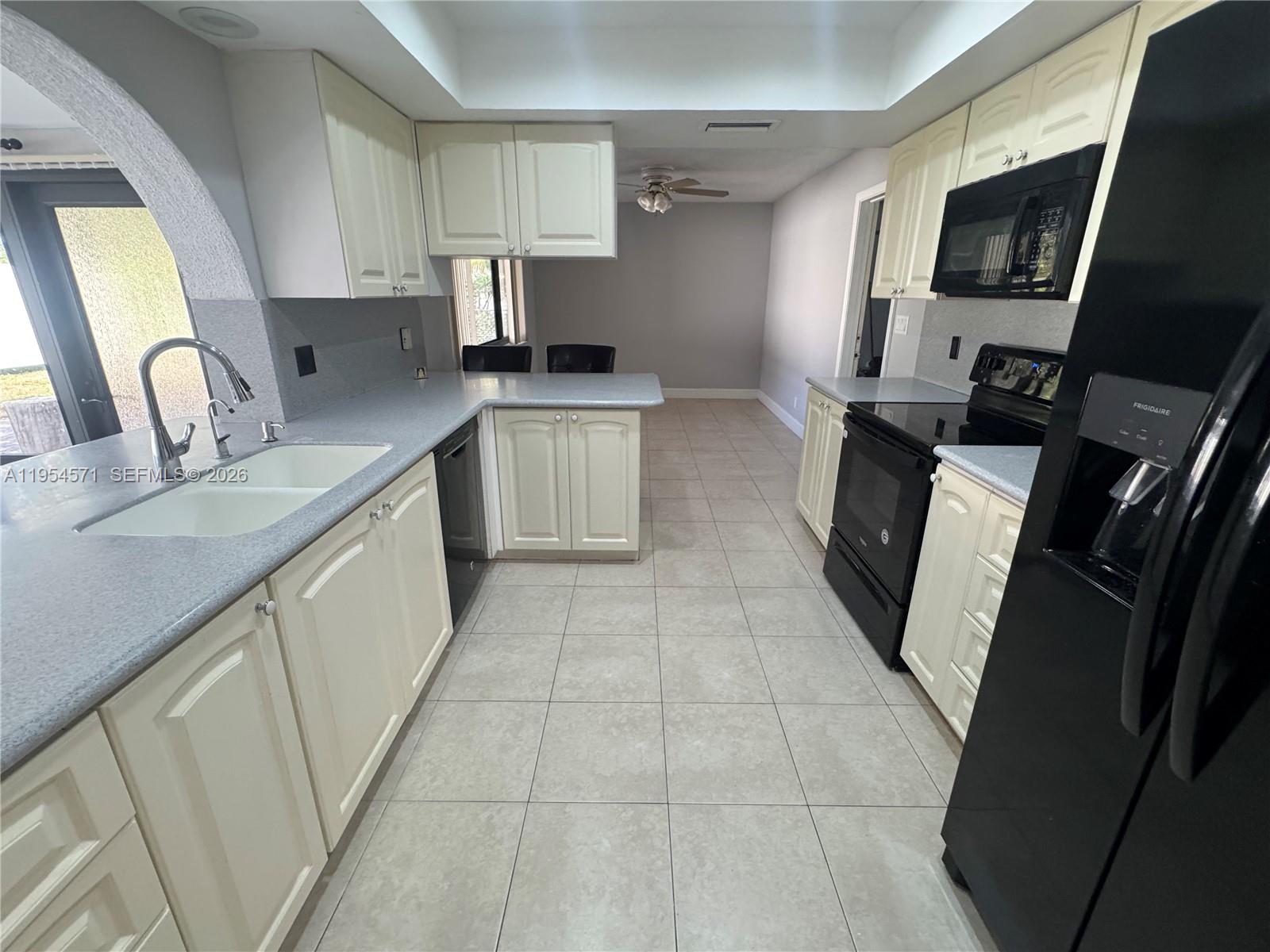 1109 SE 10th St, Deerfield Beach FL 33441