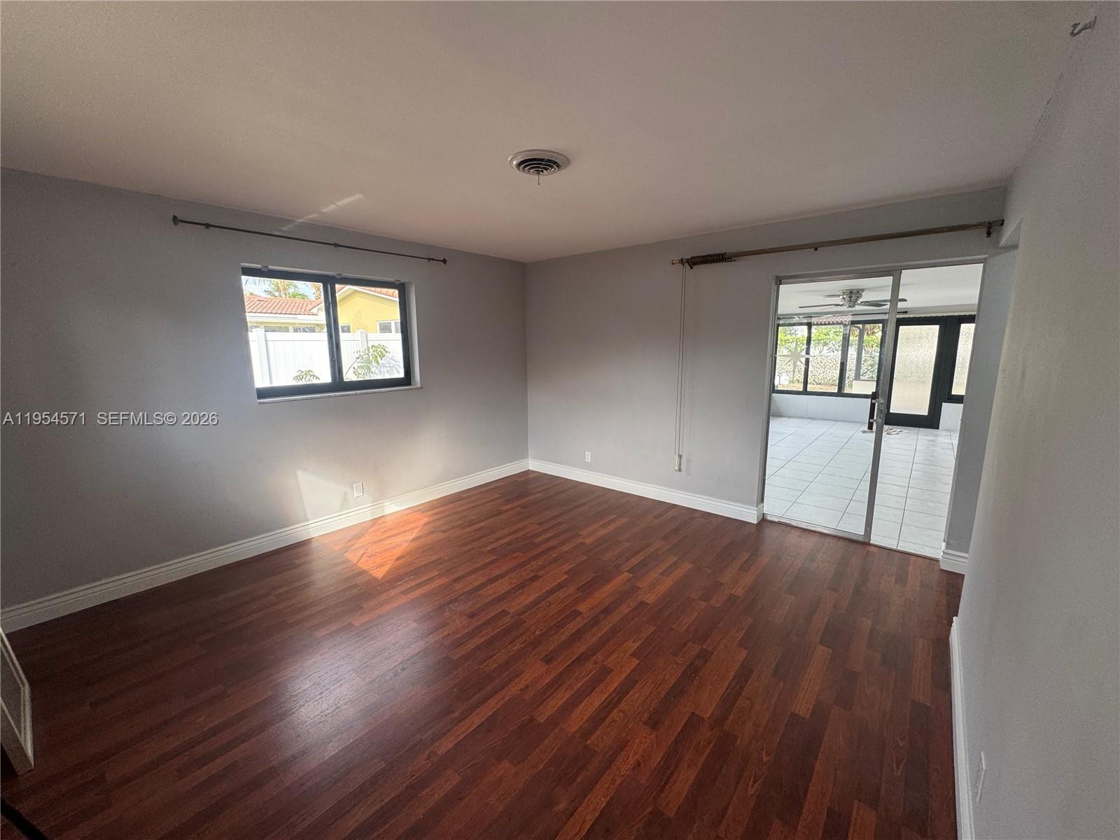 1109 SE 10th St, Deerfield Beach FL 33441