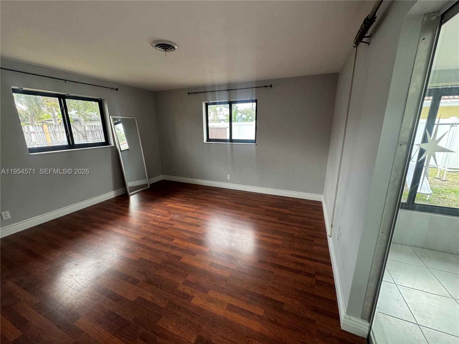 1109 SE 10th St, Deerfield Beach FL 33441