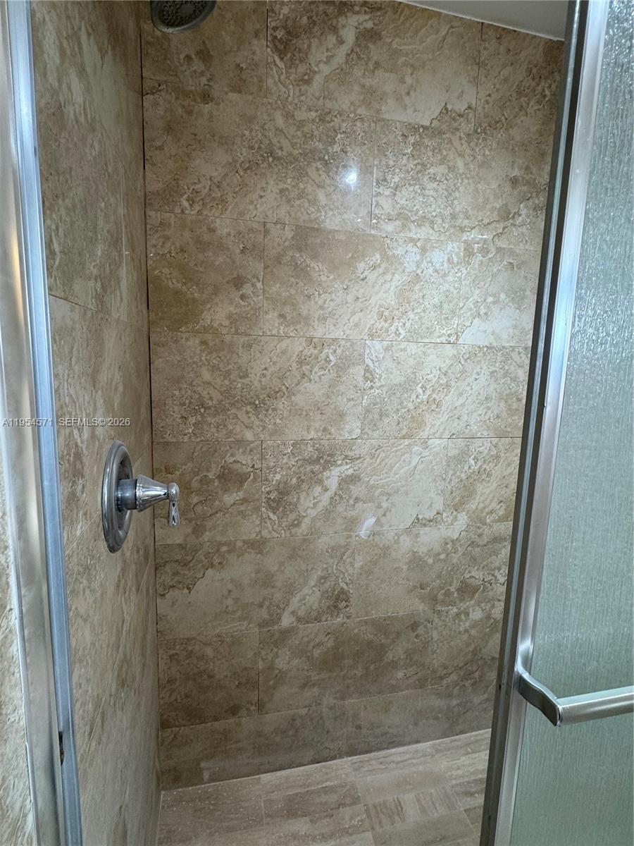 1109 SE 10th St, Deerfield Beach FL 33441