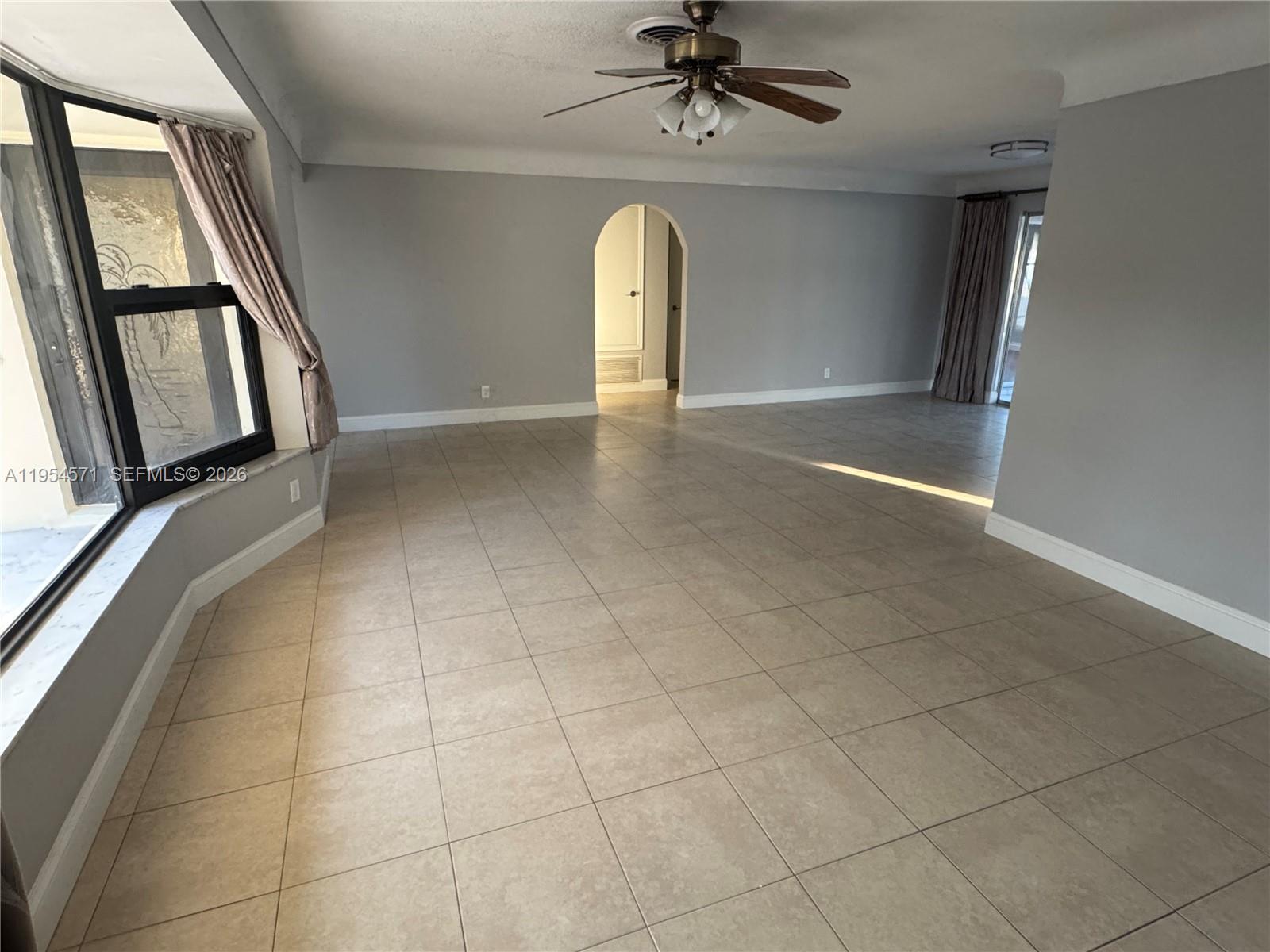 1109 SE 10th St, Deerfield Beach FL 33441