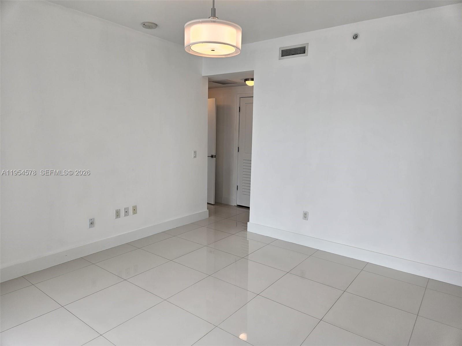1080 Brickell Ave #1500, Miami FL 33131