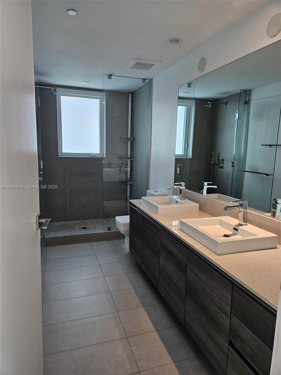 1080 Brickell Ave #1500, Miami FL 33131